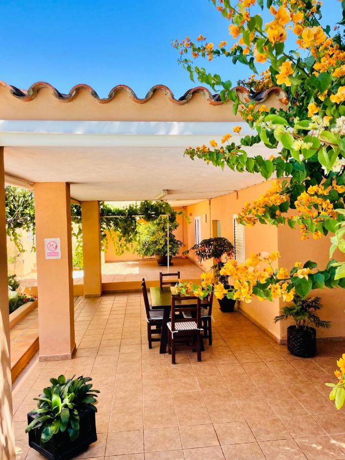 Villa Con Piscina Gigante Sant Francesc de s'Estany Экстерьер фото