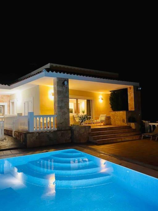 Villa Con Piscina Gigante Sant Francesc de s'Estany Экстерьер фото