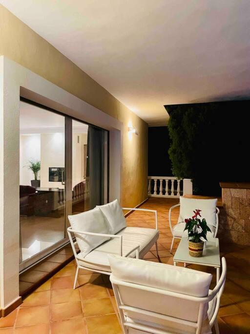 Villa Con Piscina Gigante Sant Francesc de s'Estany Экстерьер фото
